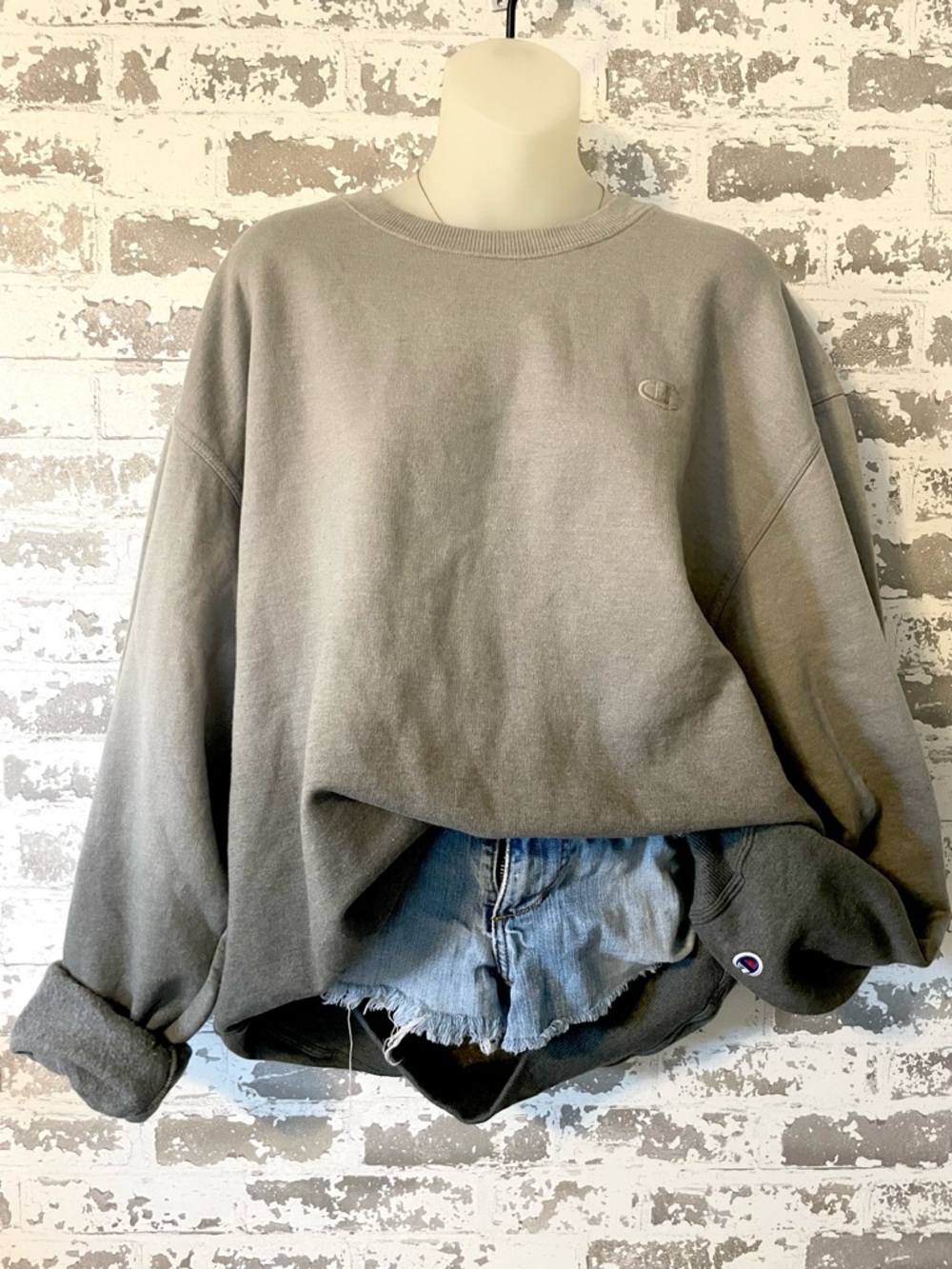 Champion Faded Olive Oversized Crewneck Sweatshirt Neutral Minimal Aesthetic L